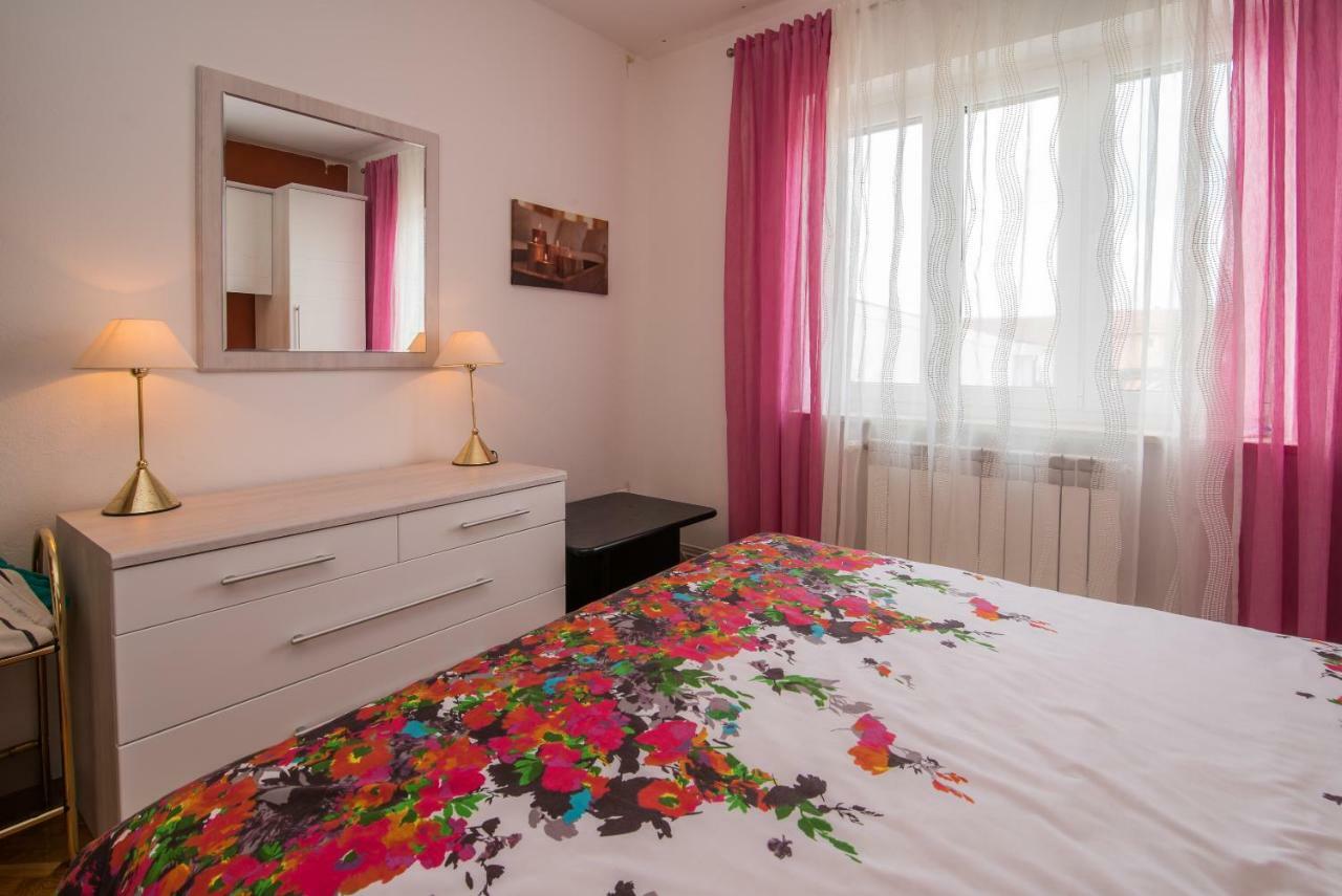 Ksenija Apartment Kornić Екстериор снимка